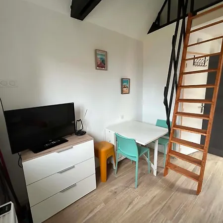 Dymaly Apartment Granville